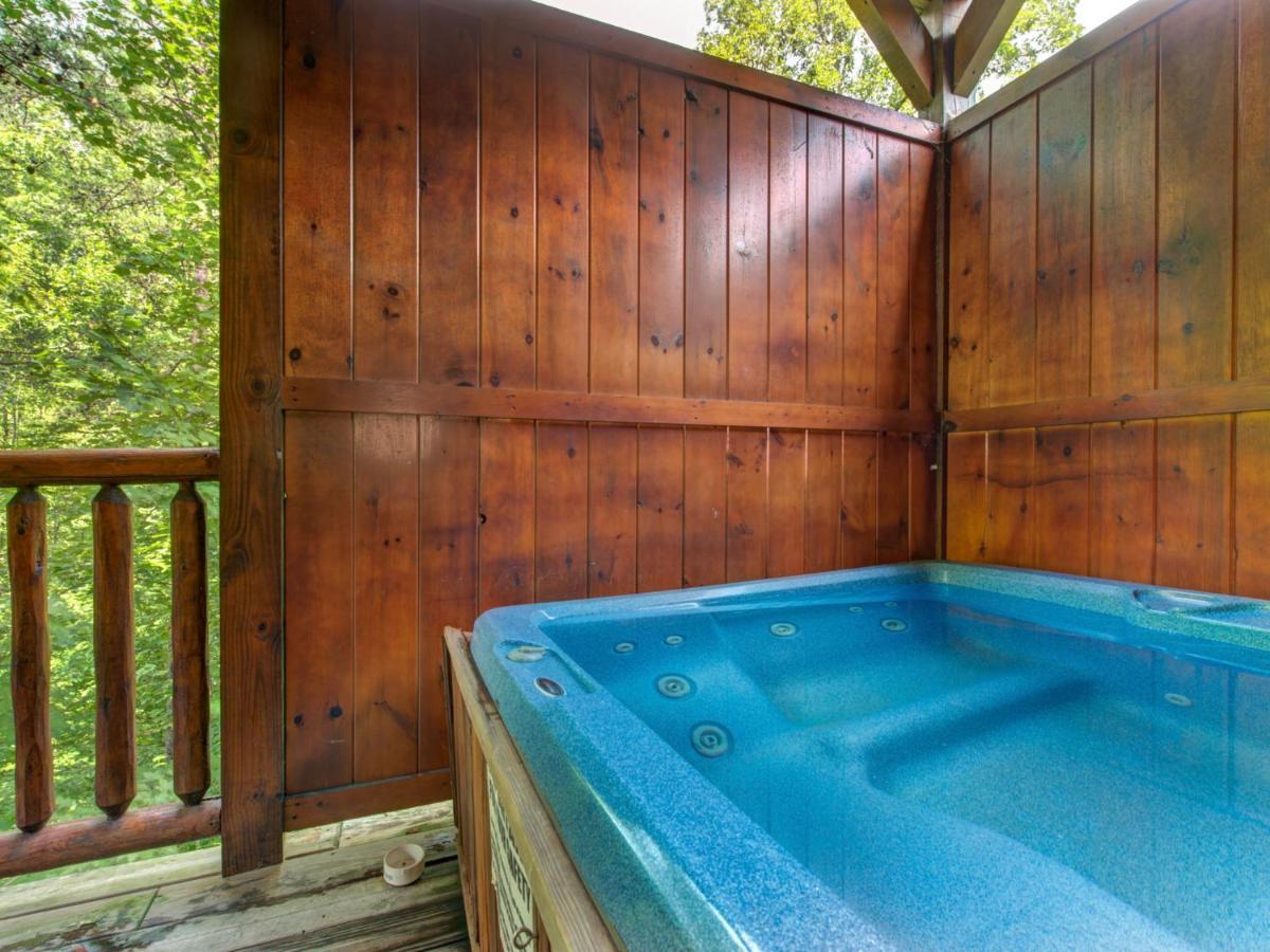Celebration Lodge Gatlinburg Exterior photo